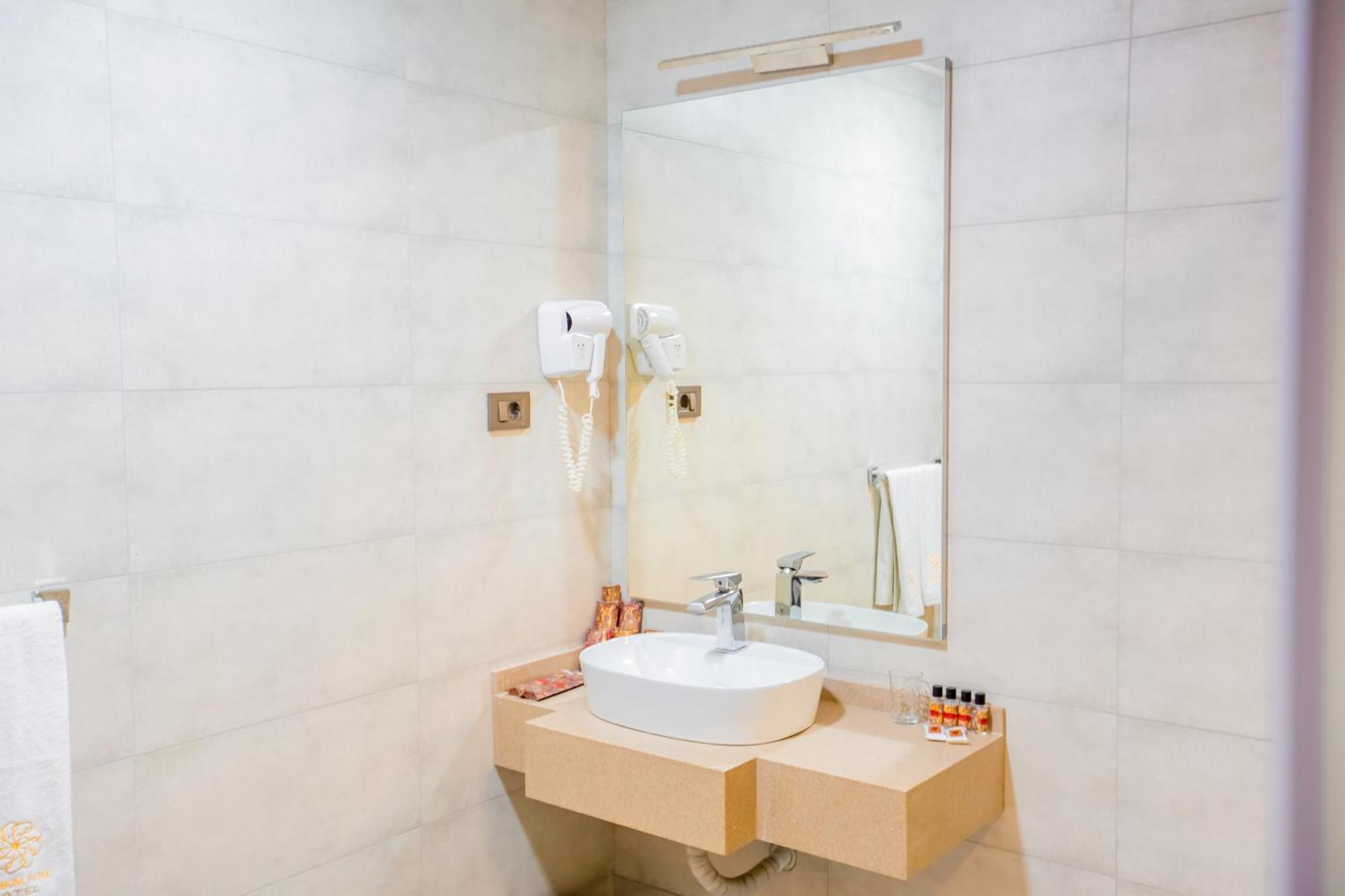 Premium Park Hotel Baku Extérieur photo